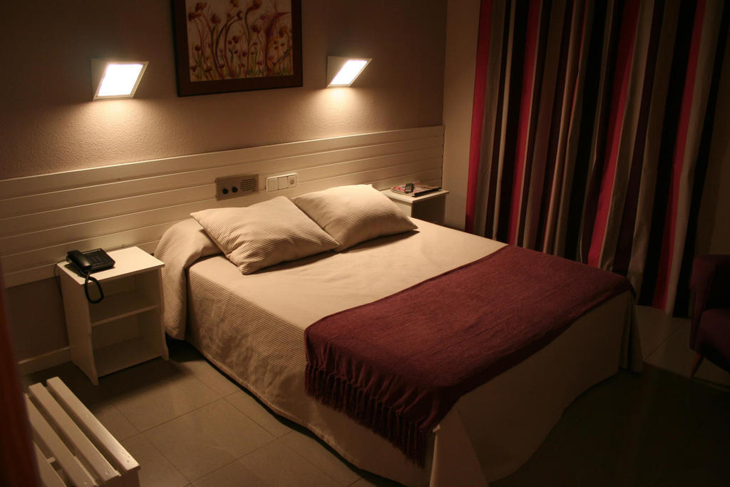 Hotel Fidalgo Calamocha Bilik gambar