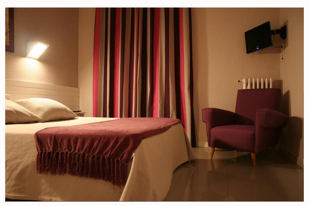 Hotel Fidalgo Calamocha Bilik gambar